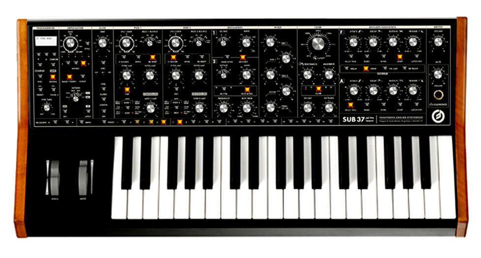 Moog Sub 37