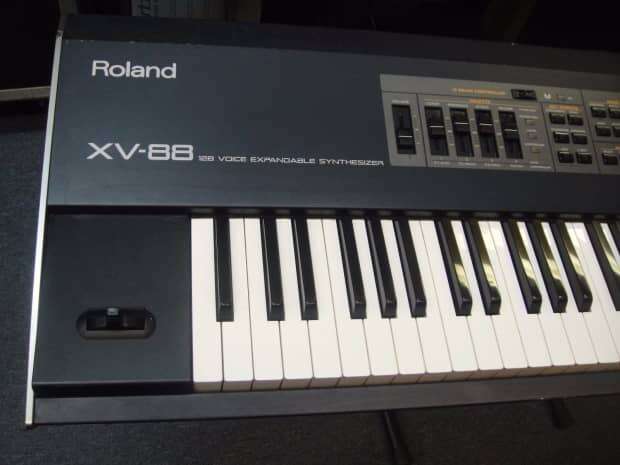 Roland XV-88