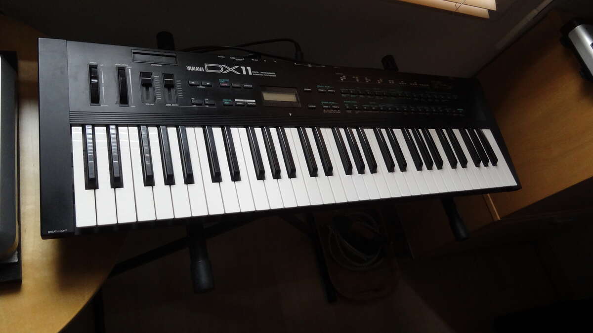 Yamaha DX11