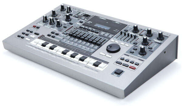 Roland MC-505