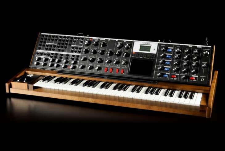 Moog Minimoog Voyager