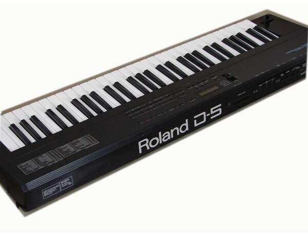 Roland D-5