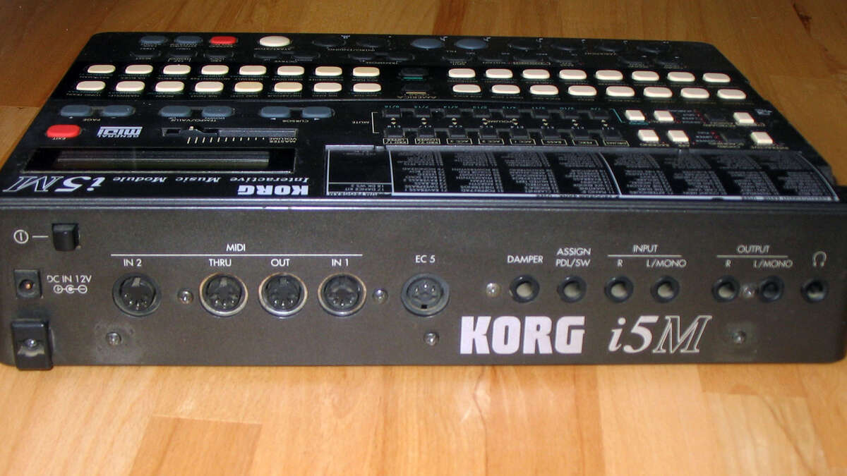 Korg i5M