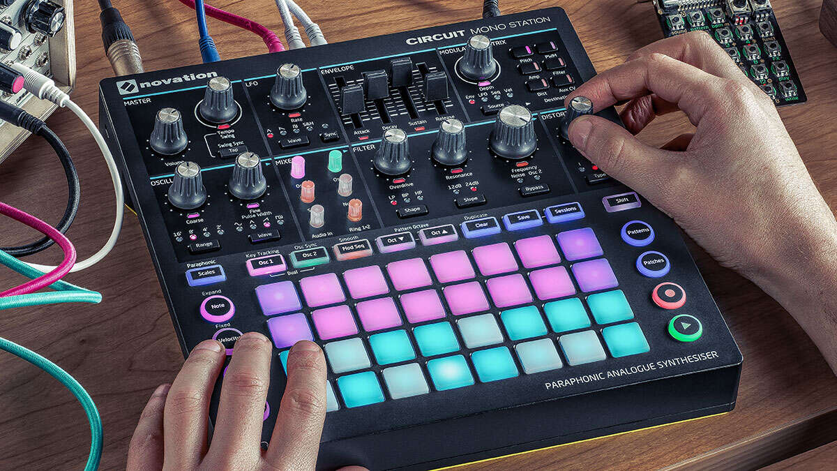 Novation Circuit Mono Station