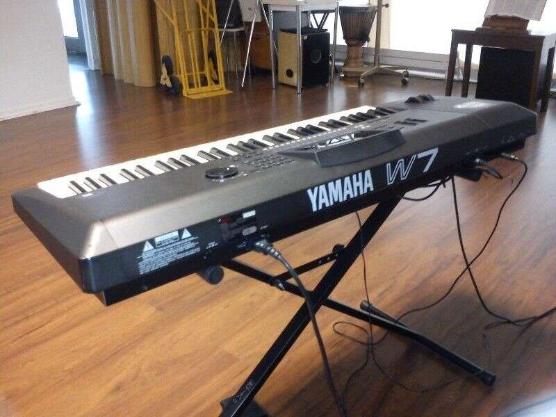 Yamaha W7